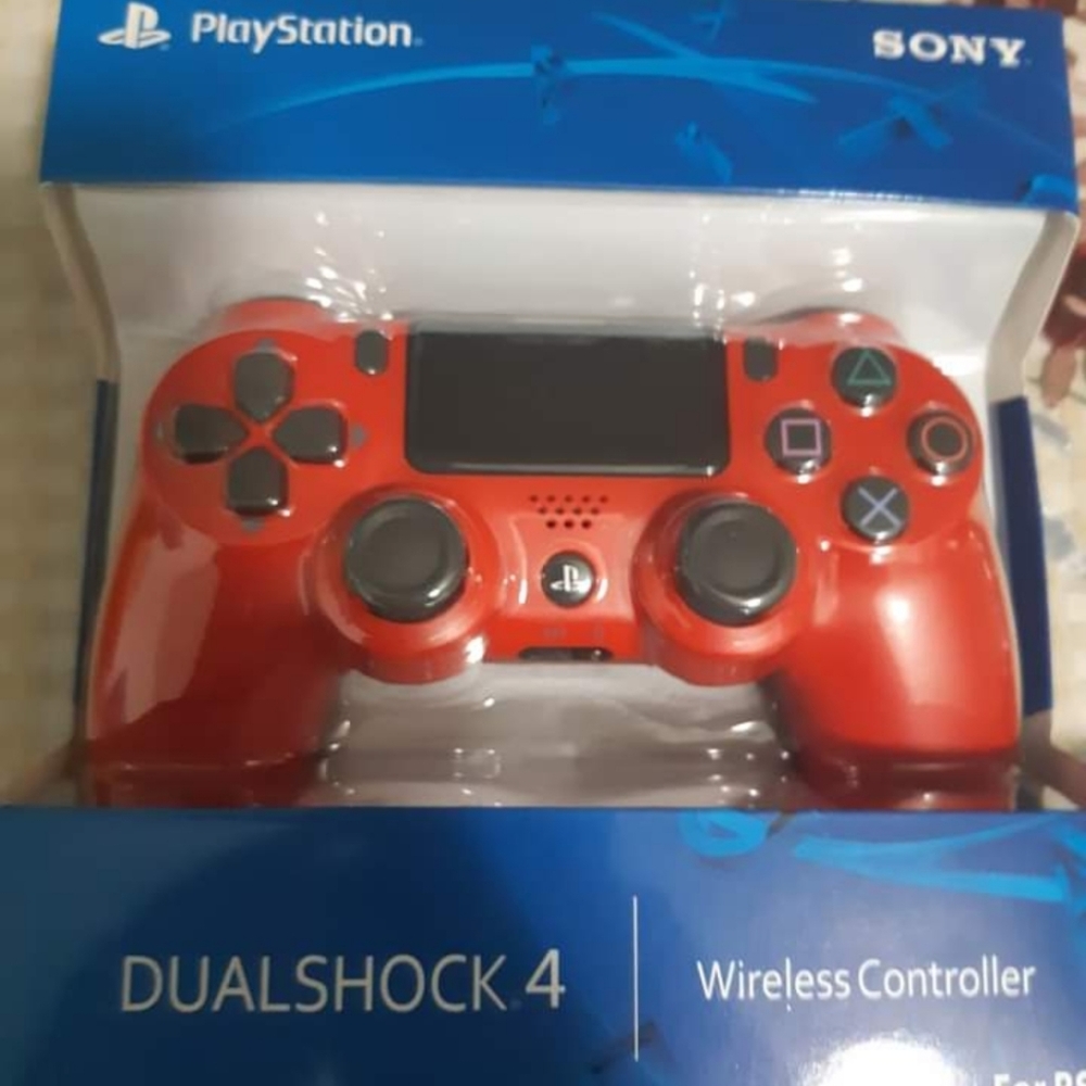 COPY - Ps4 controller - Picture 3 of 5